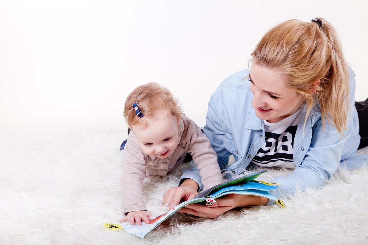 famousparentingg.com/